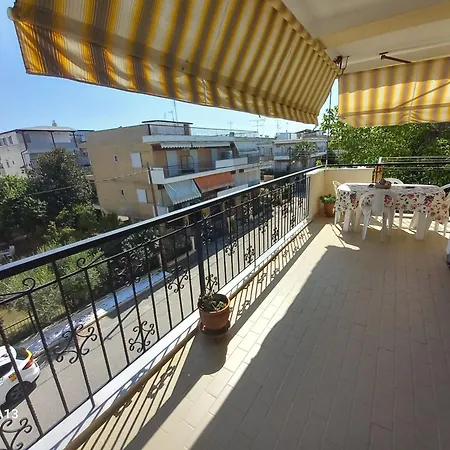 Apartment, Paralia Dionysiou, Chalkidiki アパート